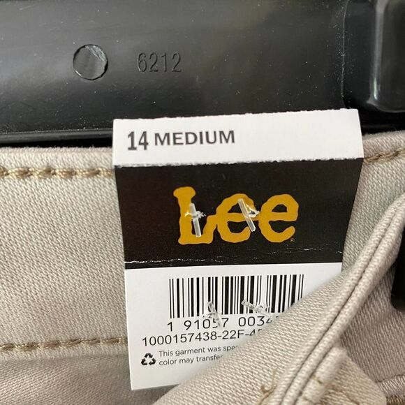 Lee Instantly Slims Straight Leg Relaxed Fit High Rise Jean Size 14 - Picture 8 of 14